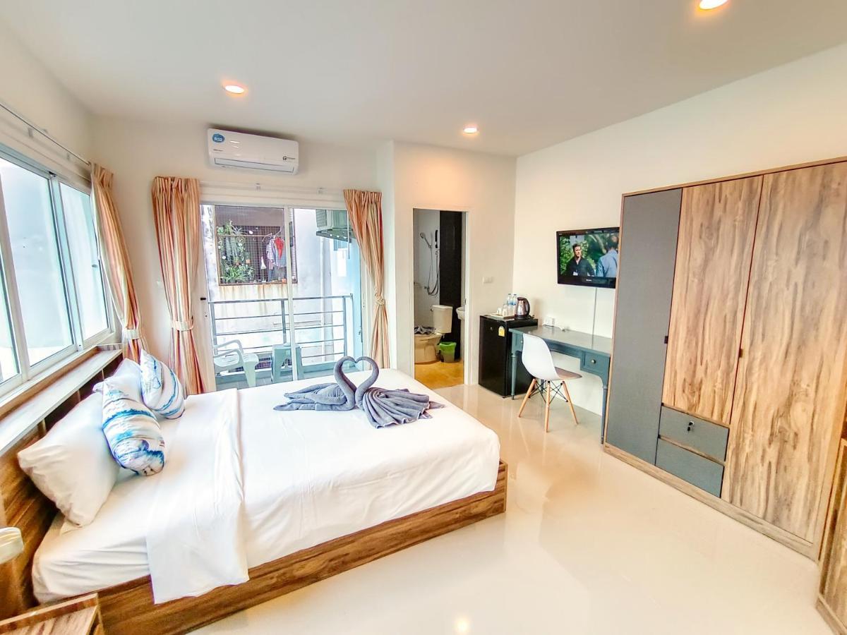 Sailor Hotel Pattaya Bagian luar foto