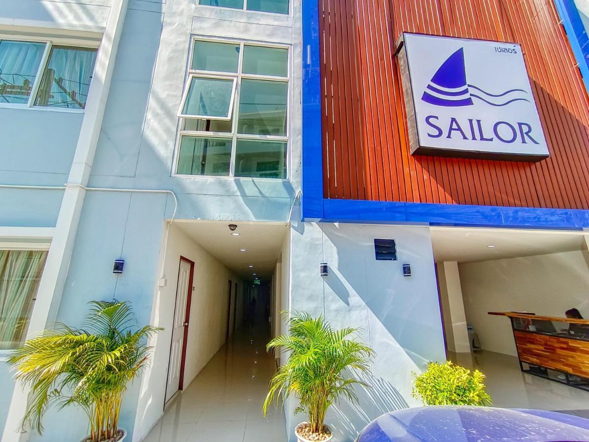 Sailor Hotel Pattaya Bagian luar foto
