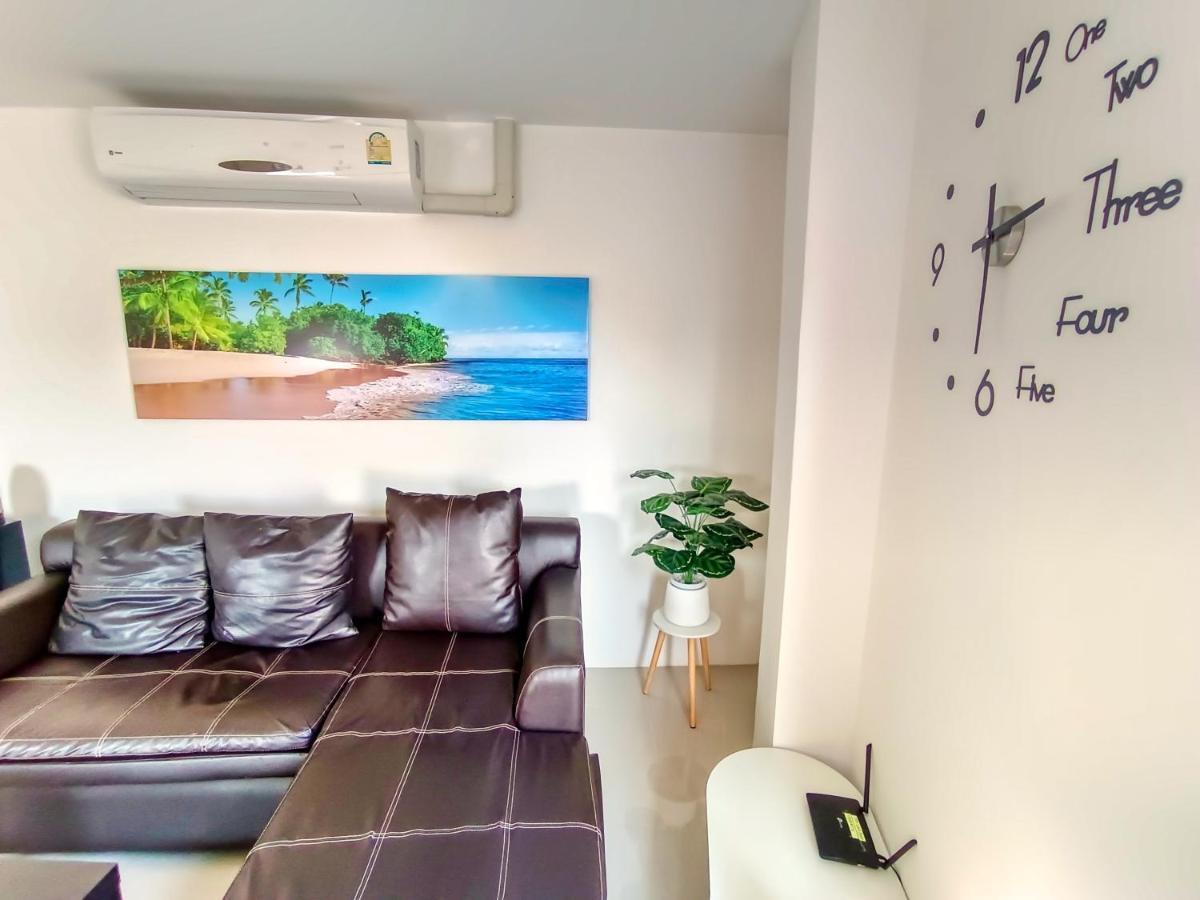 Sailor Hotel Pattaya Bagian luar foto